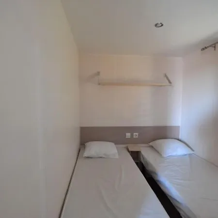 La Marine 4* - Mobil 3ch - 6 Couchages Appartement