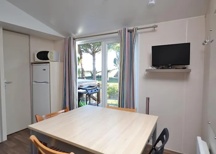 Апартаменты La Marine 4* - Mobil 3ch - 6 Couchages Ле-Гро-дю-Руа